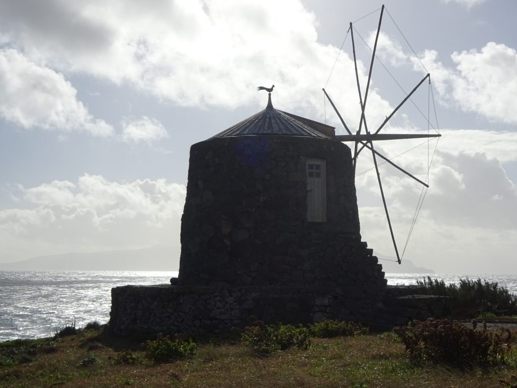 TÓPICOS INSULARES – Primeira Videografia Insularidade e Açorianidade